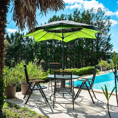 Domaine Pour 8 Personnes Avec Piscine *