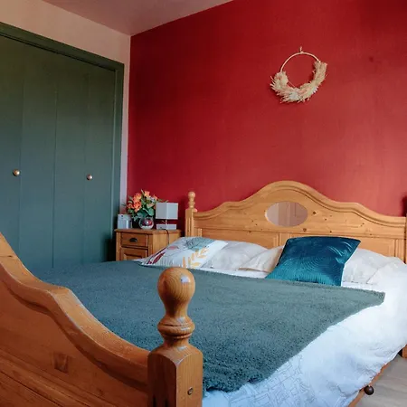 Holiday home Domaine Pour 8 Personnes Avec Piscine Auriac-du-Perigord