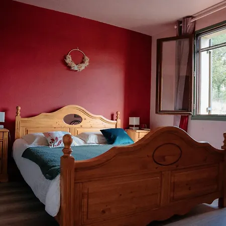 Holiday home Domaine Pour 8 Personnes Avec Piscine